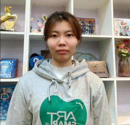 斯瑪特兒童美術教育加盟校區教師王麗麗